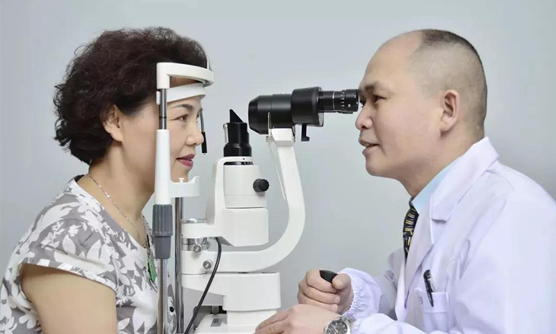 選購老花鏡為什么要先行驗光？