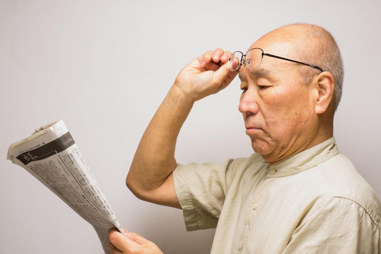 老花眼盯上80后！當老花遇上中年危機，你還敢忽視嗎？